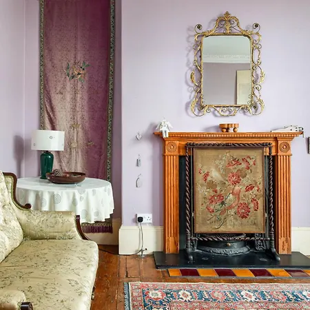 New Refined Period 4bd 2bath Cotham Home-private Parking Lejlighed *